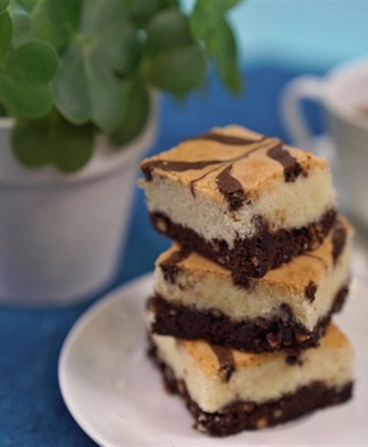 Almond Marble Brownies Recipe | Dr. Oetker