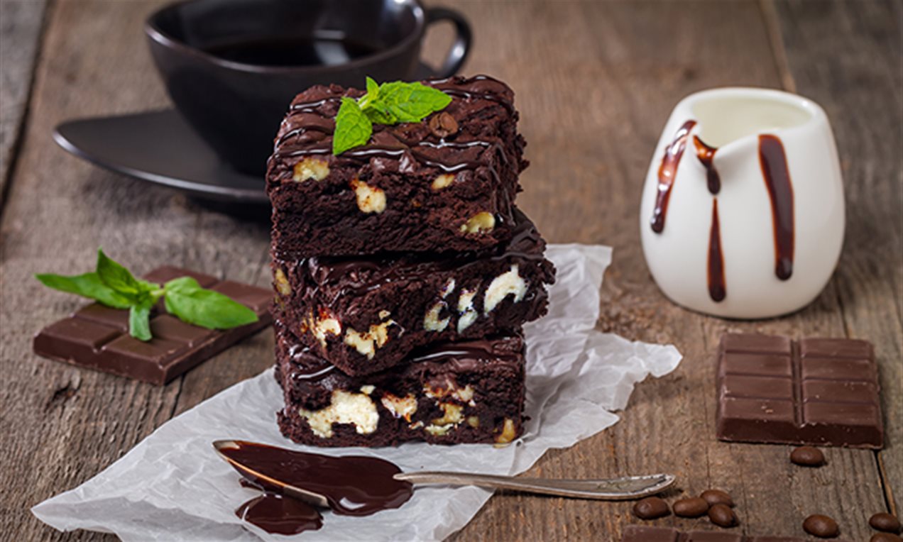 Walnut Brownies Recipe | Dr. Oetker