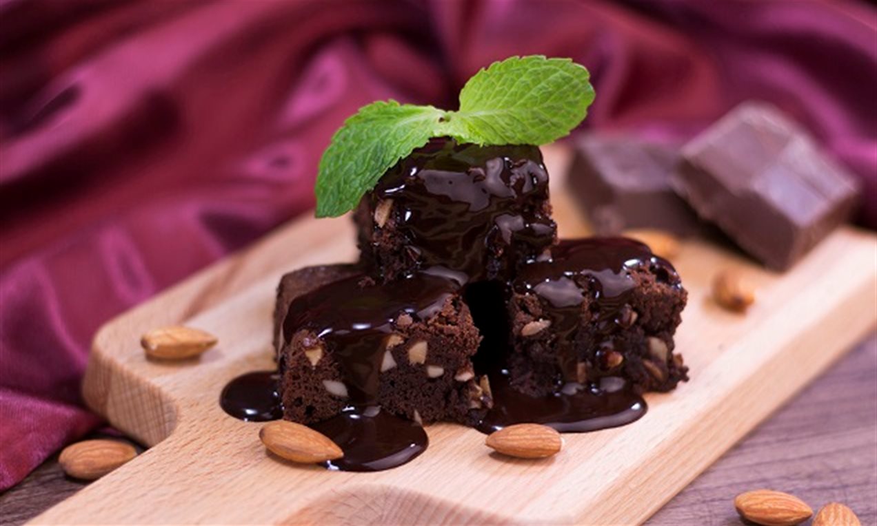 Nutty Brownies Recipe | Dr. Oetker